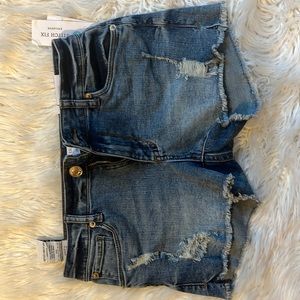 *NEW* STS BLUE size 25 boyfriend shorts!